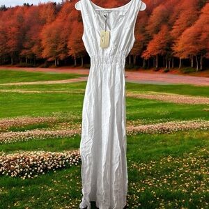 White Linen Sleeveless Scoop Neck Maxi Sundress